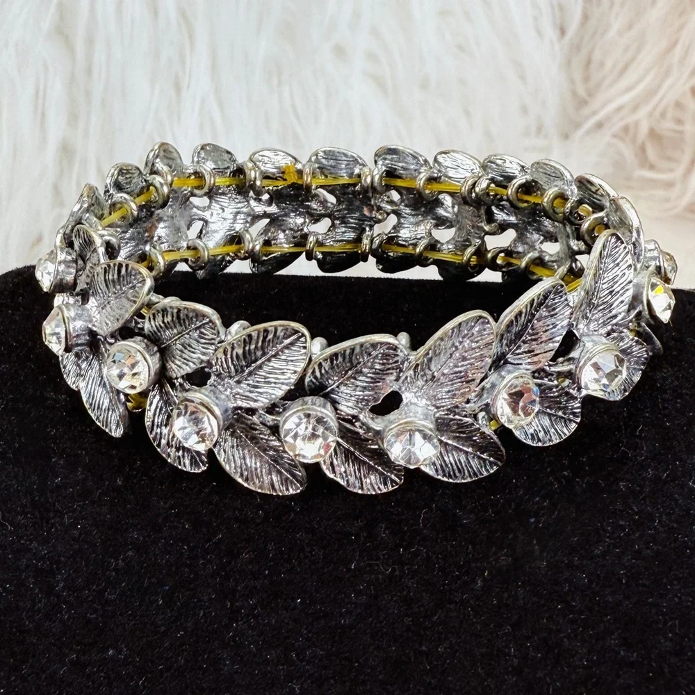Vintage Aged Silvertone Leaf Stretch Bracelet with Bling Accents